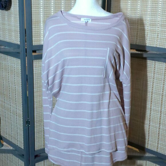 Eyeshadow Long Sleeve Thermal Style Scoop Neck Knit Top - Picture 6 of 6